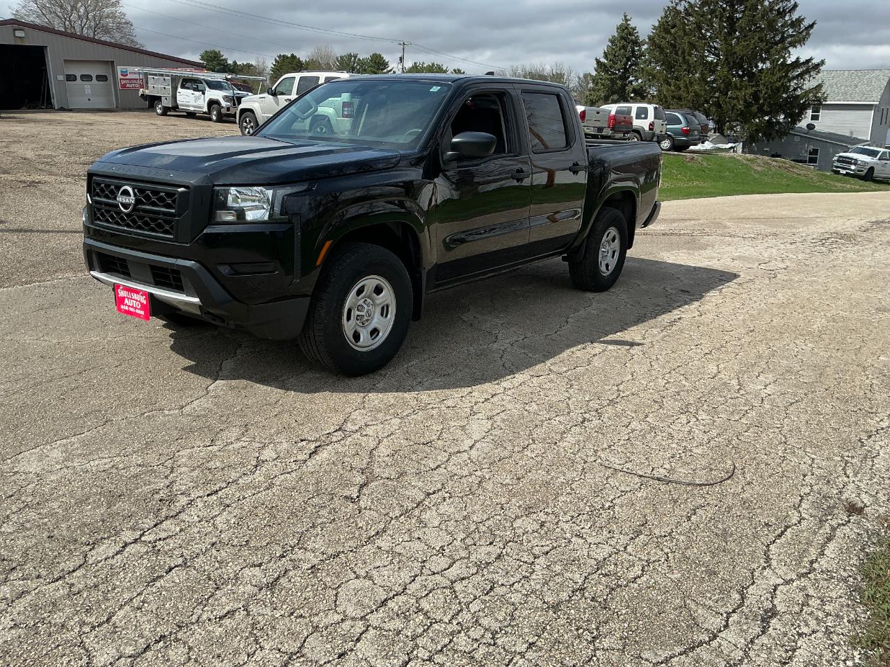 2023 Nissan Frontier S Crew Cab 4WD
