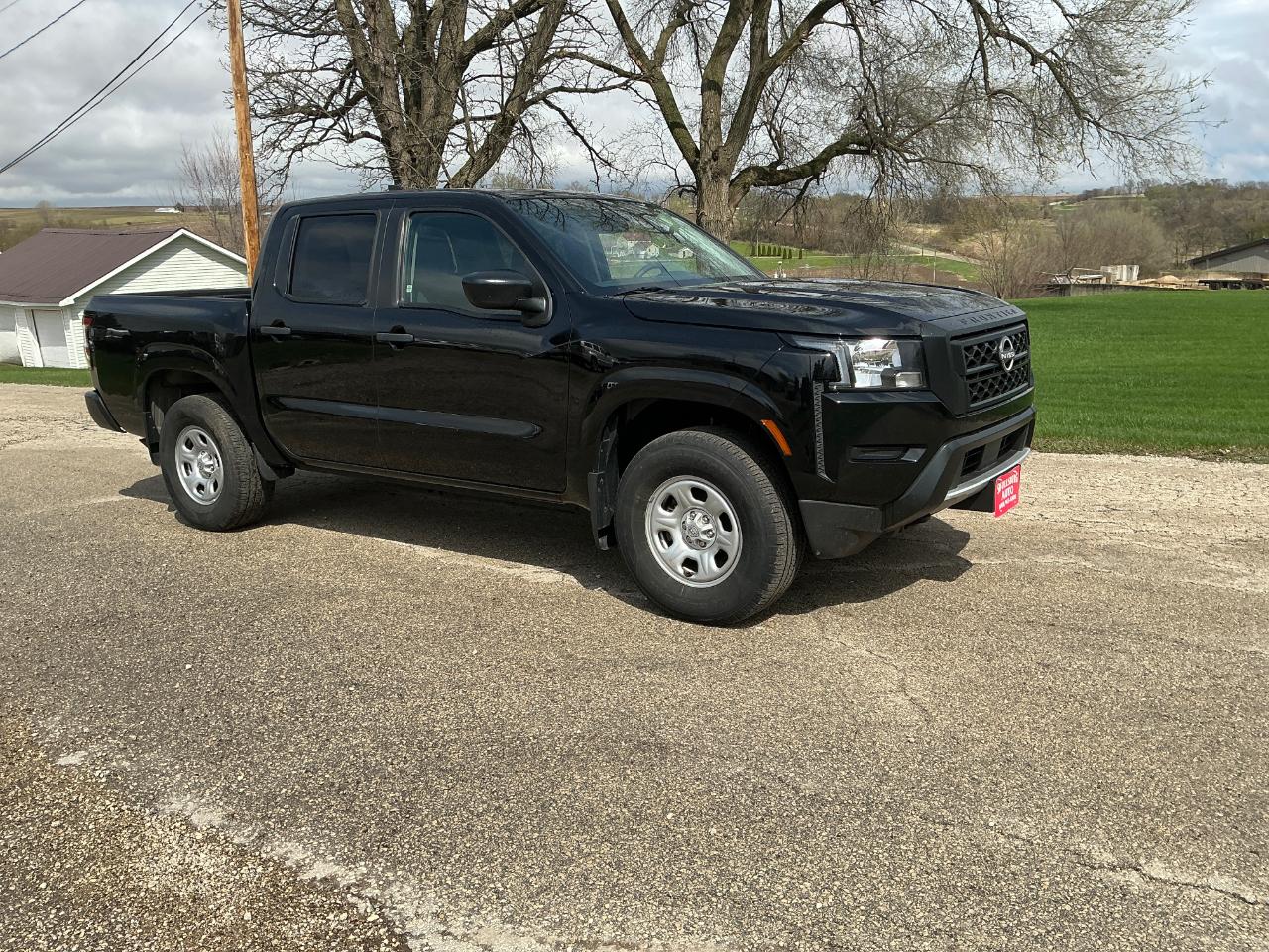 Nissan Frontier S Crew Cab 4WD 2023