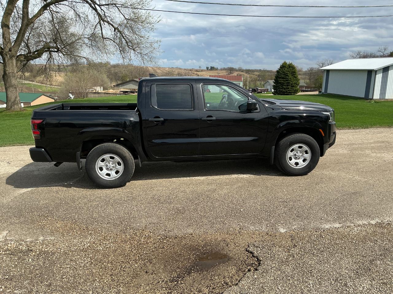 Nissan Frontier S Crew Cab 4WD 2023