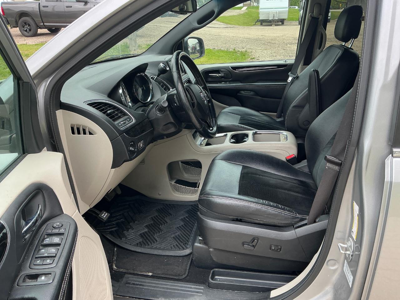 Dodge Grand Caravan SXT 2016