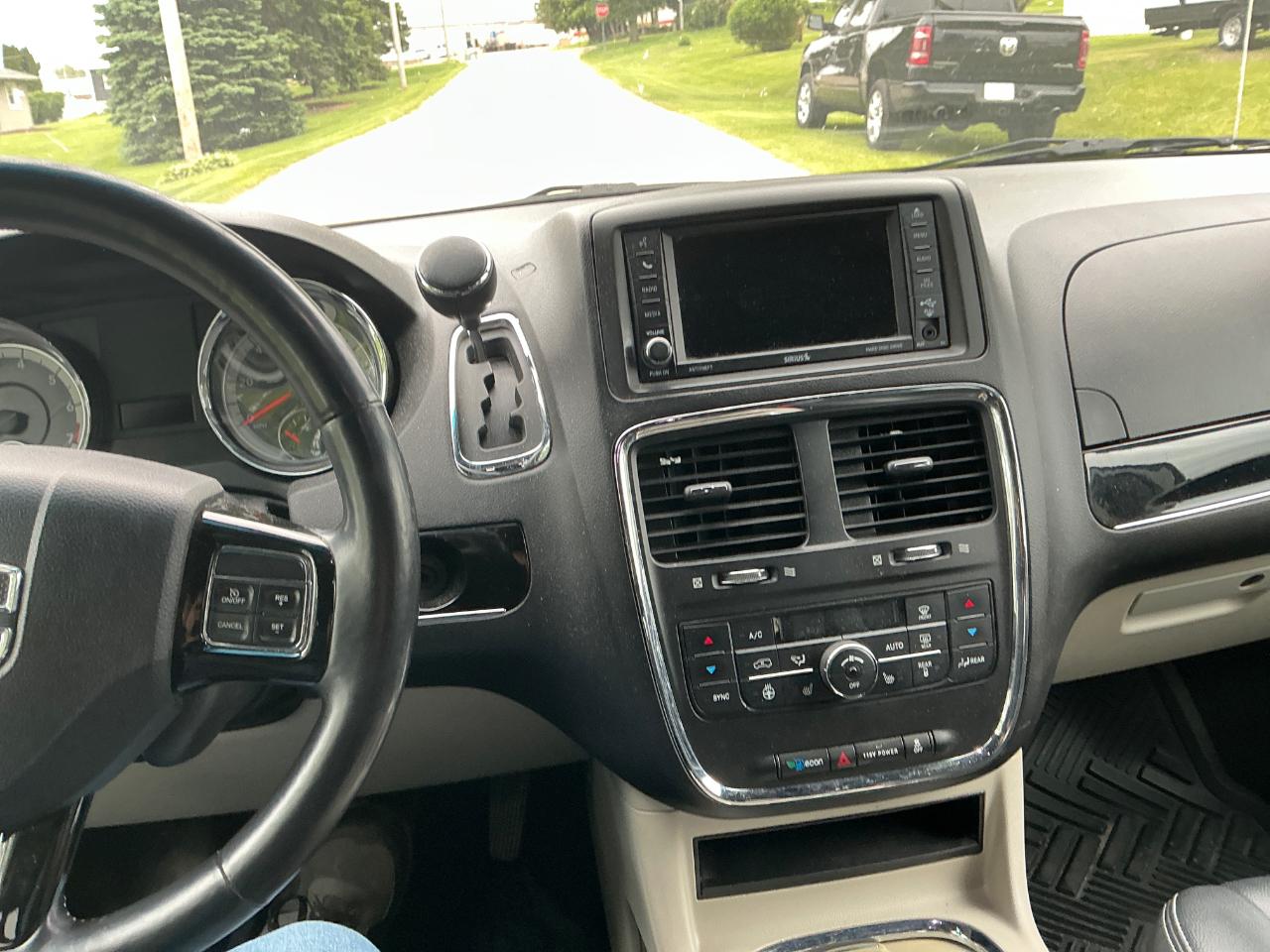 Dodge Grand Caravan SXT 2016