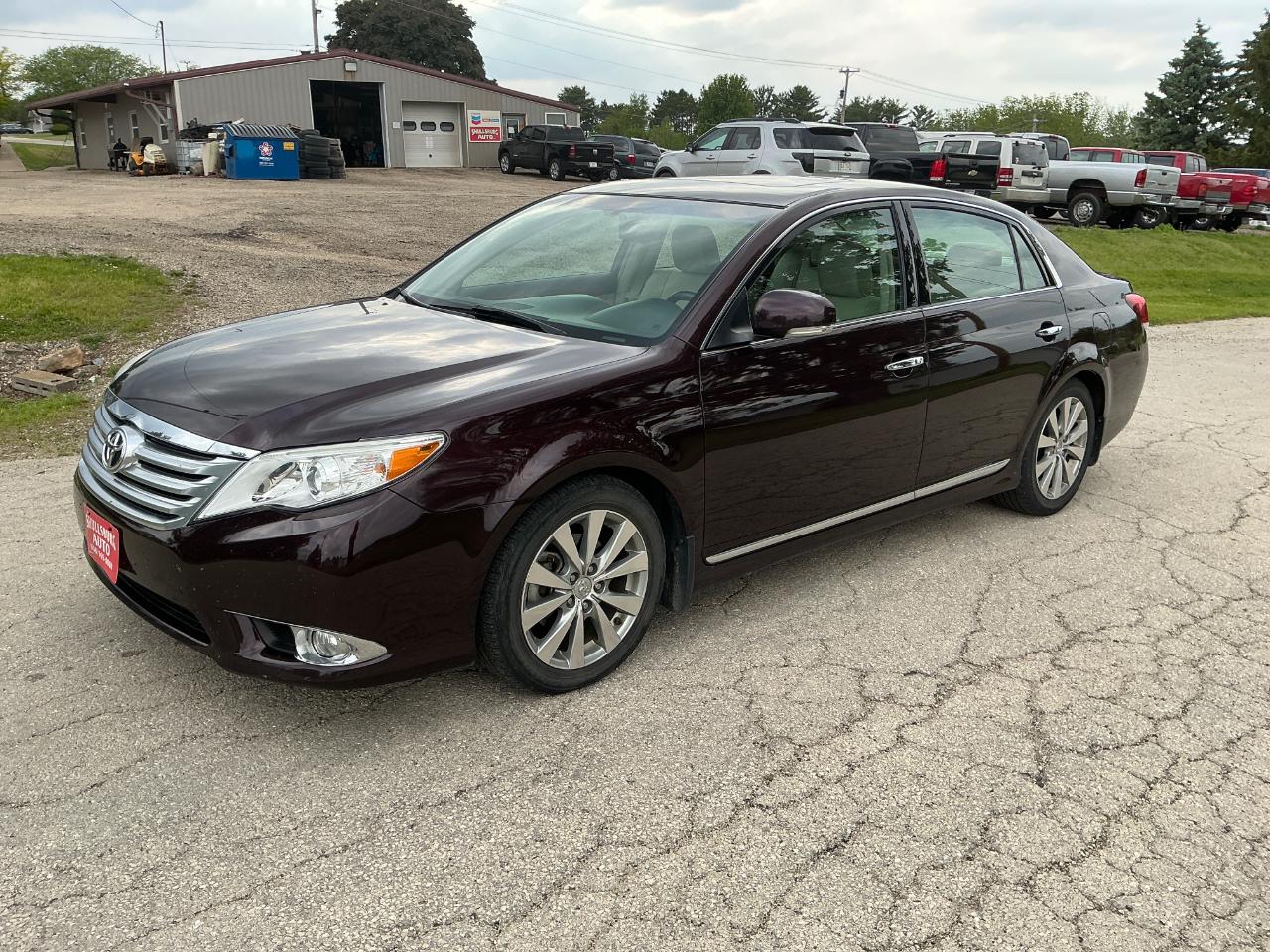 Toyota Avalon Limited 2011
