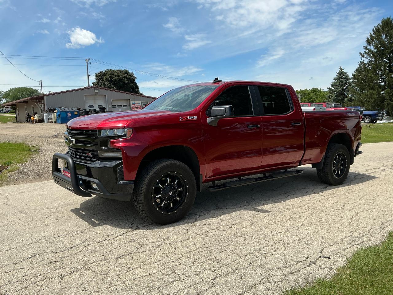 Chevrolet Silverado 1500 LT Trail Boss Crew Cab Long Box 4WD 2021