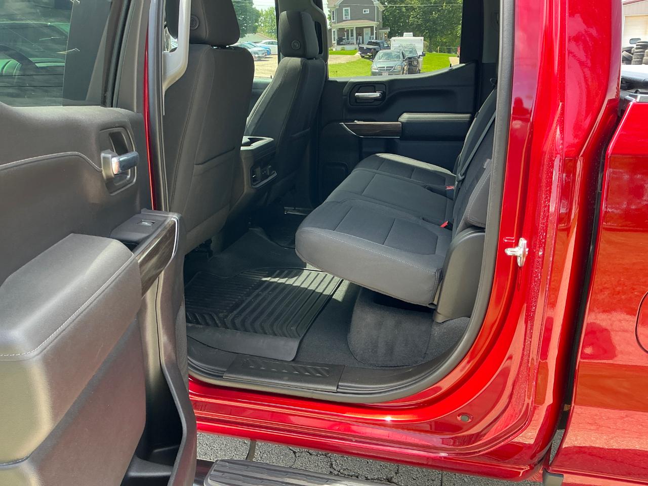 Chevrolet Silverado 1500 LT Trail Boss Crew Cab Long Box 4WD 2021
