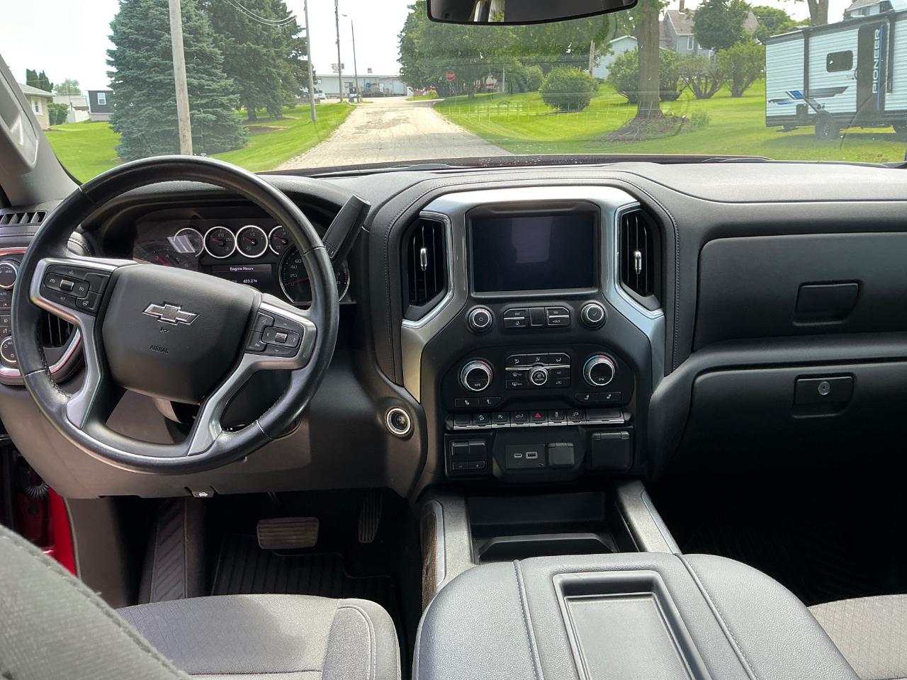 Chevrolet Silverado 1500 LT Trail Boss Crew Cab Long Box 4WD 2021