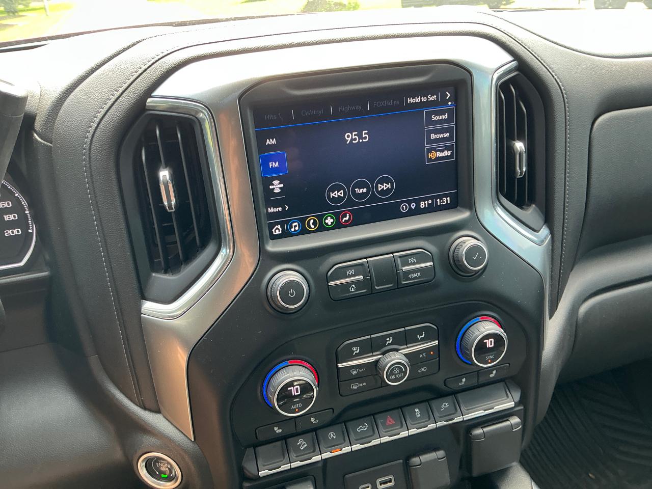 Chevrolet Silverado 1500 LT Trail Boss Crew Cab Long Box 4WD 2021