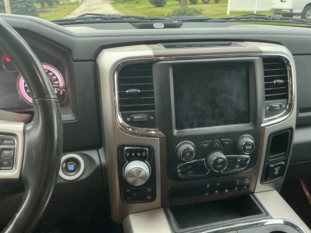RAM 1500 Laramie Crew Cab LWB 4WD 2018