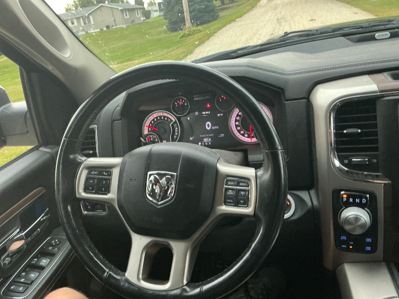 RAM 1500 Laramie Crew Cab LWB 4WD 2018