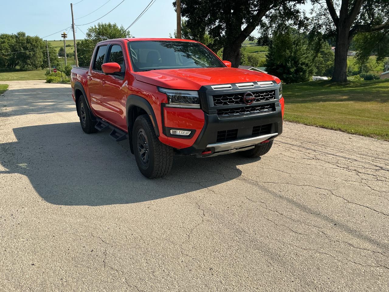 Nissan Frontier PRO-4X Crew Cab 4WD 2025