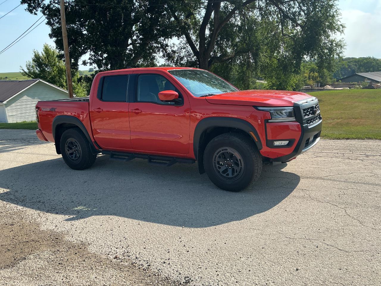 Nissan Frontier PRO-4X Crew Cab 4WD 2025