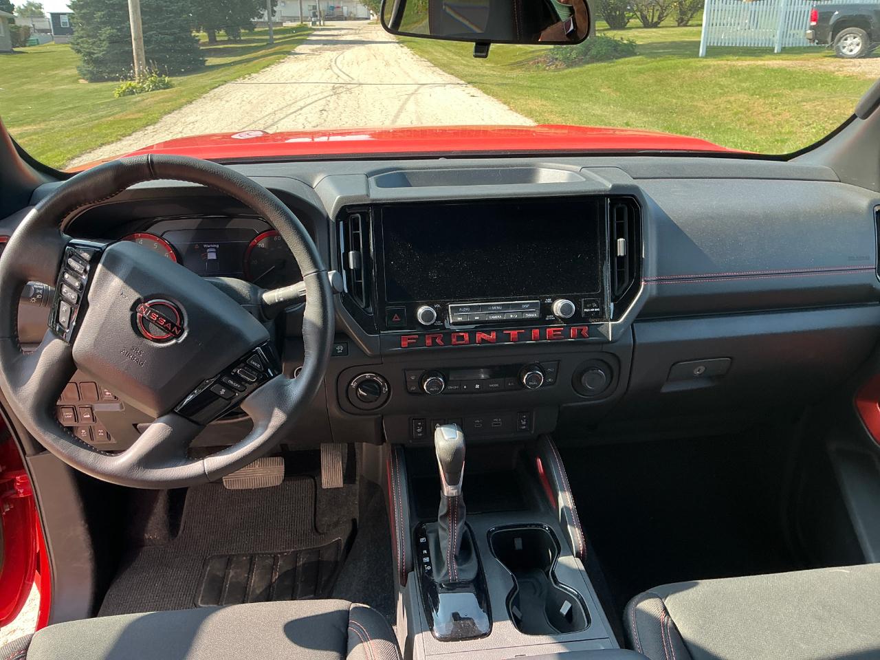Nissan Frontier PRO-4X Crew Cab 4WD 2025