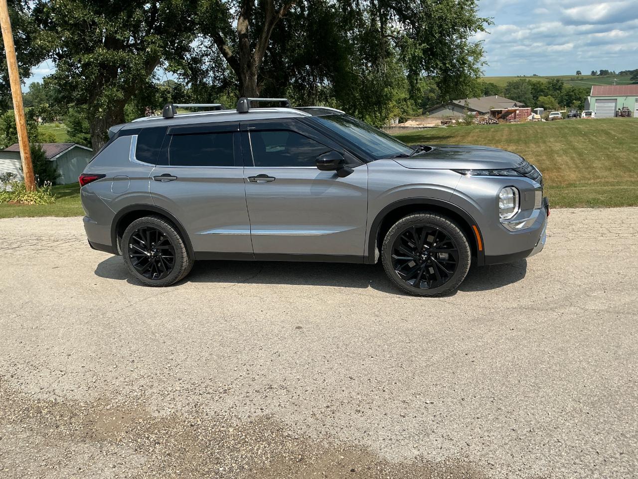 Mitsubishi Outlander SE 4WD 2022