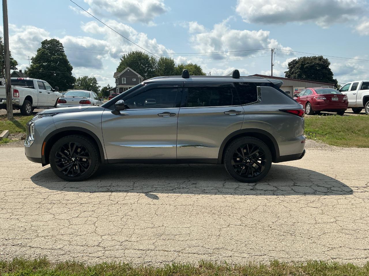 Mitsubishi Outlander SE 4WD 2022