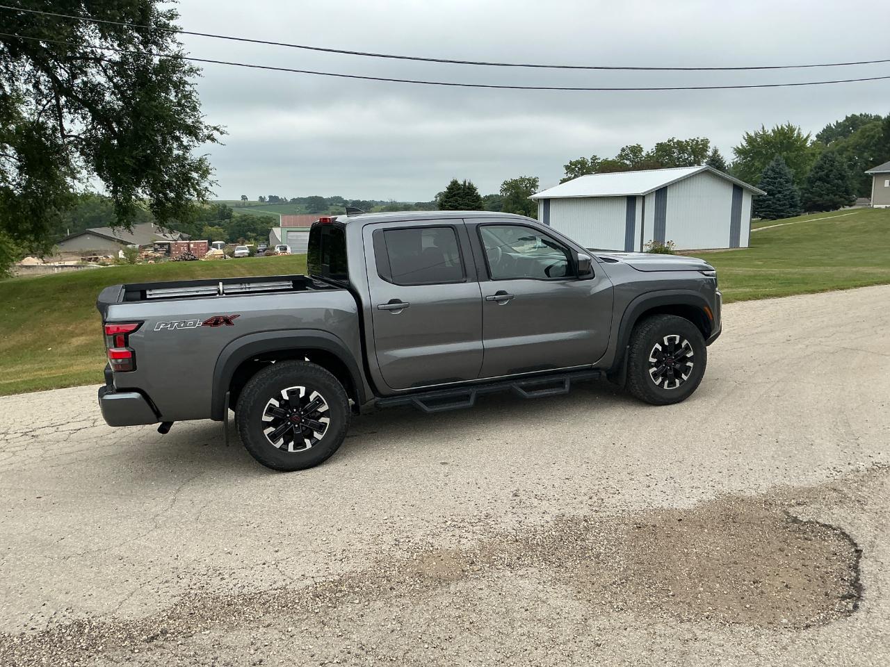 Nissan Frontier PRO-4X Crew Cab 4WD 2023