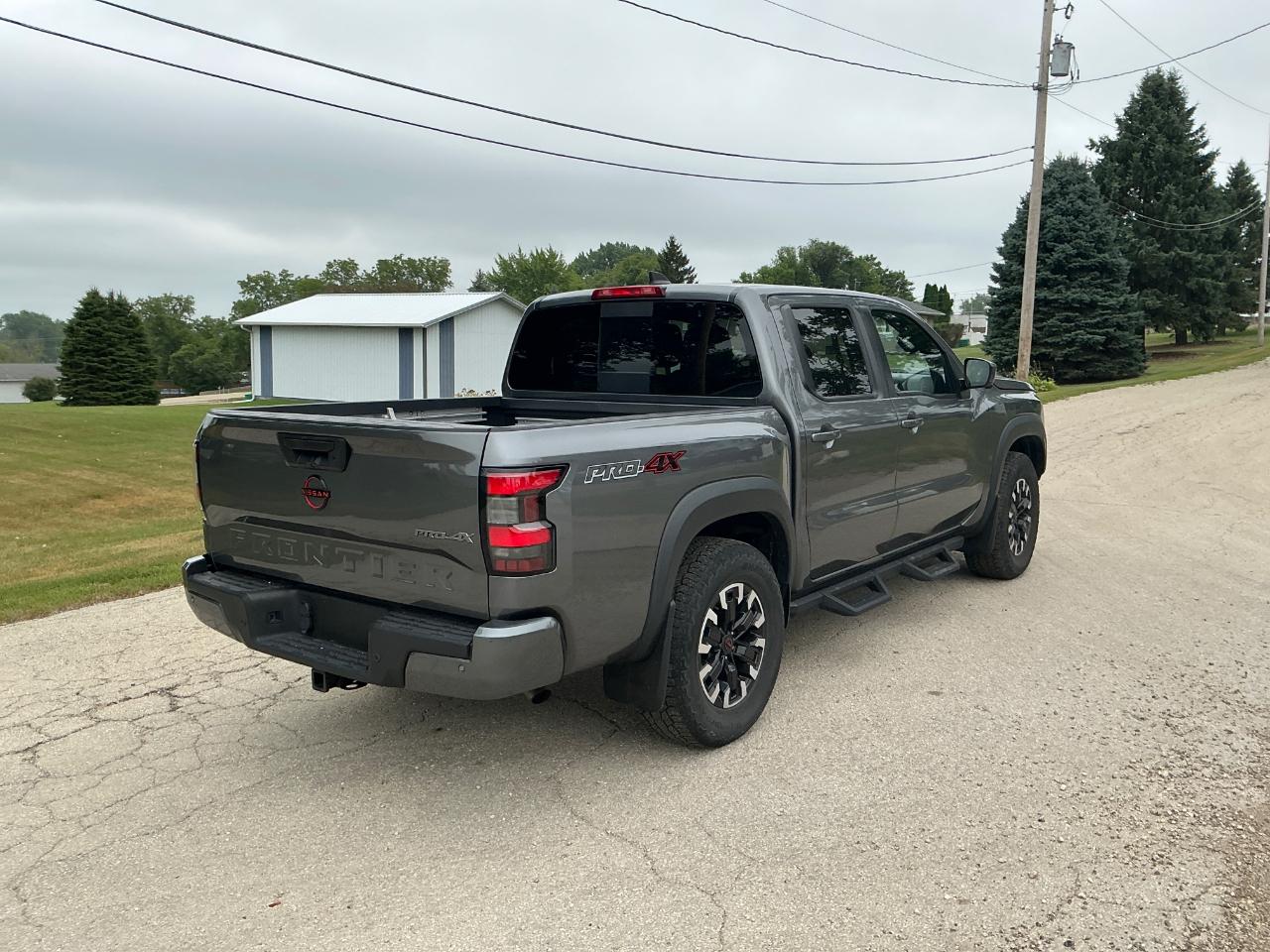 Nissan Frontier PRO-4X Crew Cab 4WD 2023