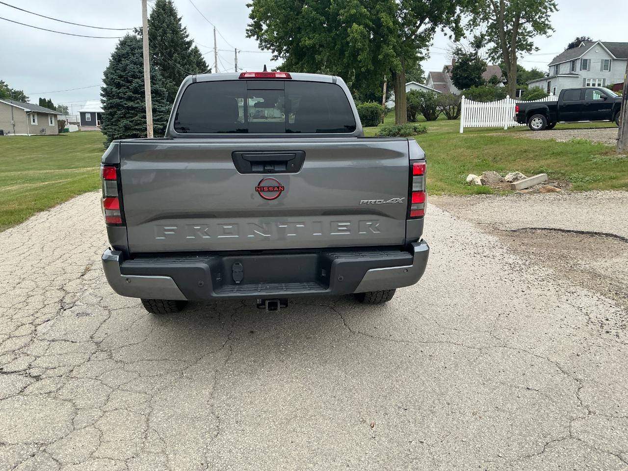 Nissan Frontier PRO-4X Crew Cab 4WD 2023