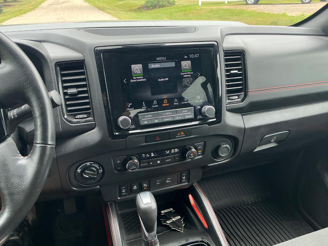 Nissan Frontier PRO-4X Crew Cab 4WD 2023