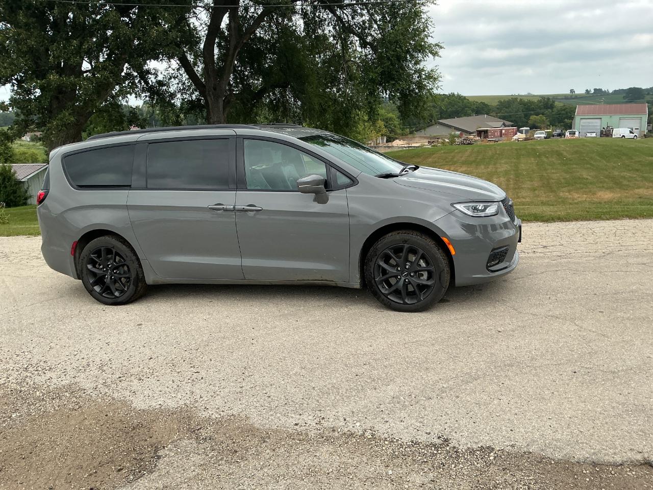 Chrysler Pacifica Touring L AWD 2022