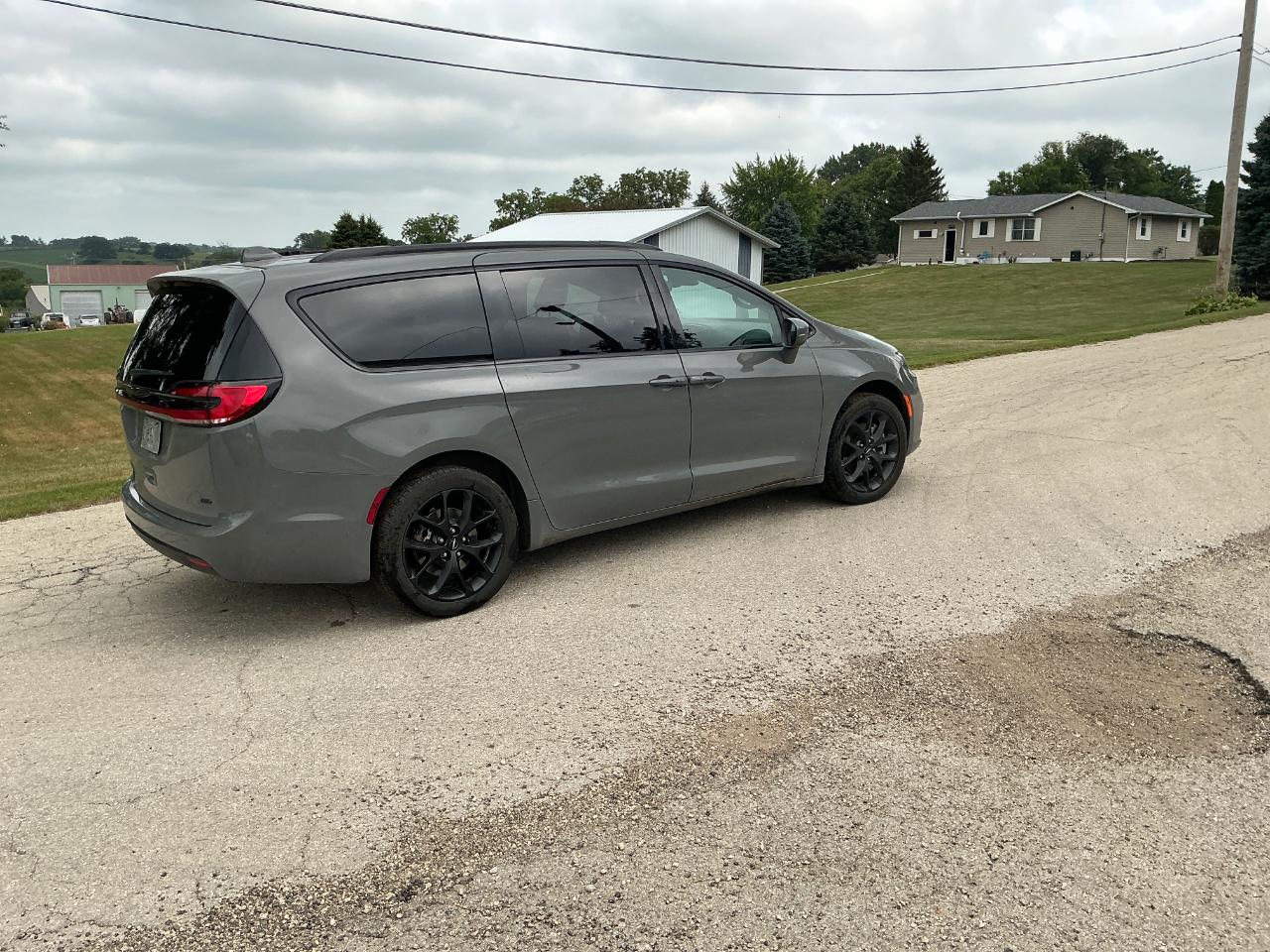 Chrysler Pacifica Touring L AWD 2022