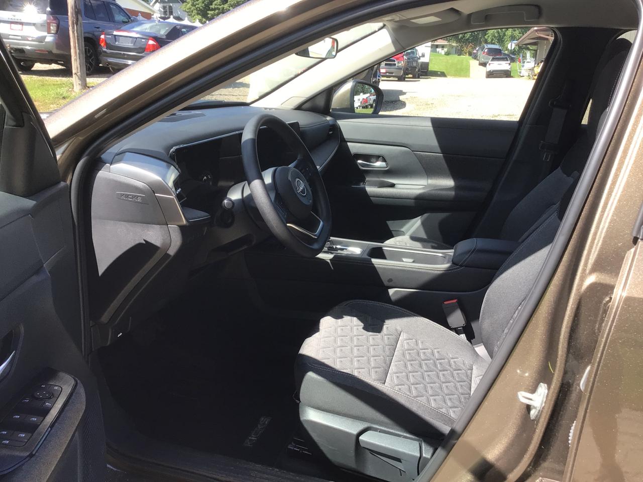Nissan Kicks SV 4WD 2025