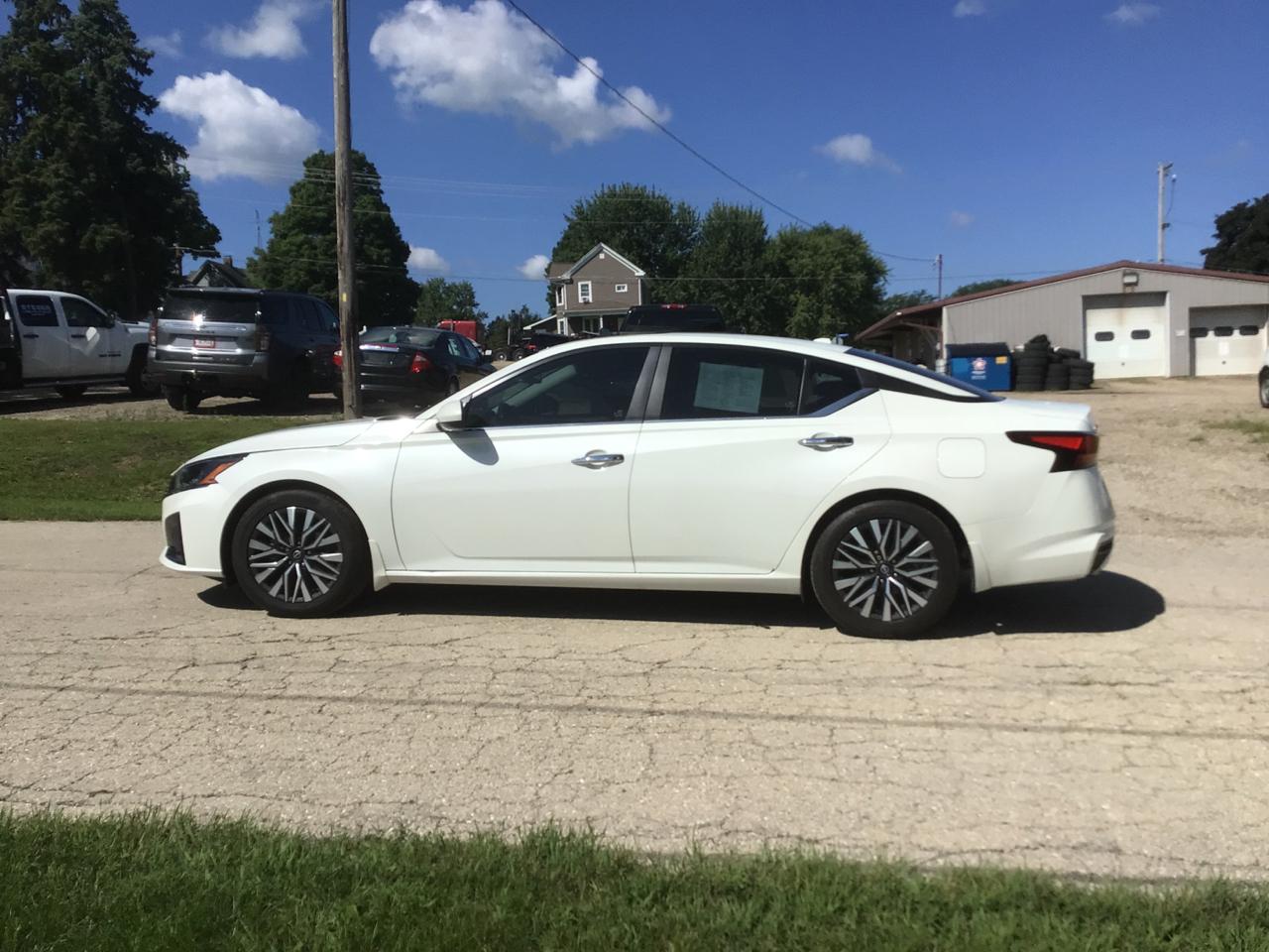 Nissan Altima 2.5 SV 2023