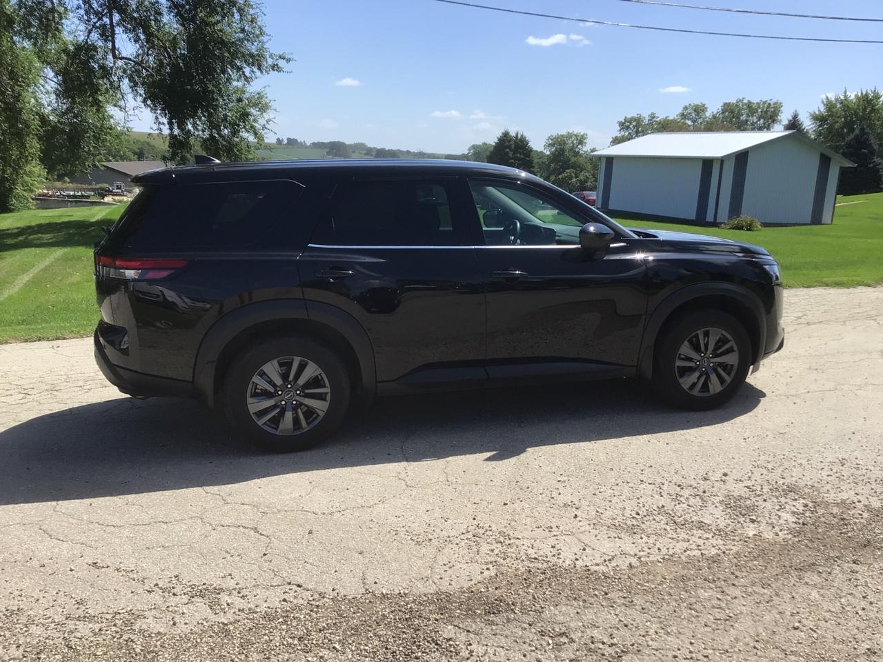 Nissan Pathfinder S 4WD 2023