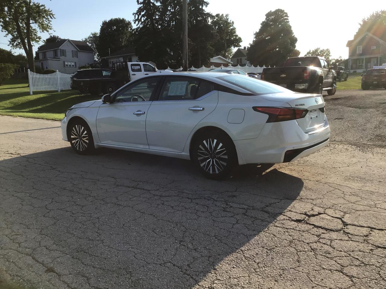 Nissan Altima 2.5 SV AWD 2023