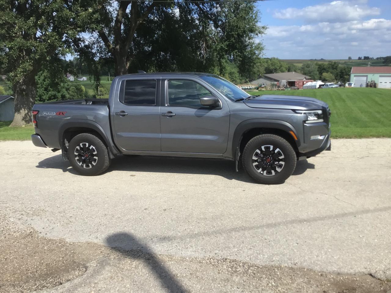 Nissan Frontier PRO-4X Crew Cab 4WD 2024