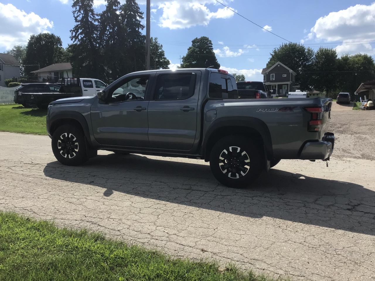 Nissan Frontier PRO-4X Crew Cab 4WD 2024