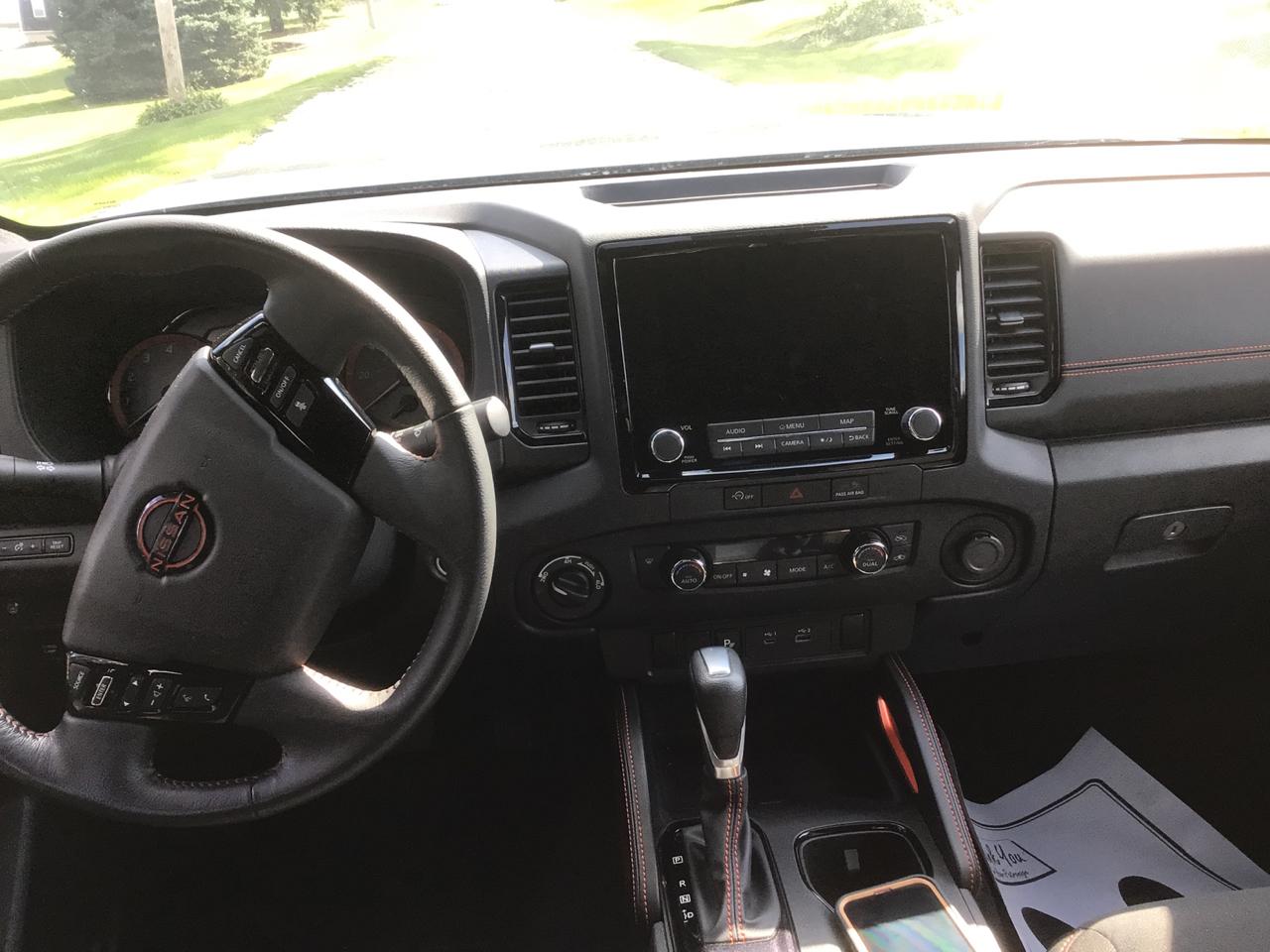 Nissan Frontier PRO-4X Crew Cab 4WD 2024