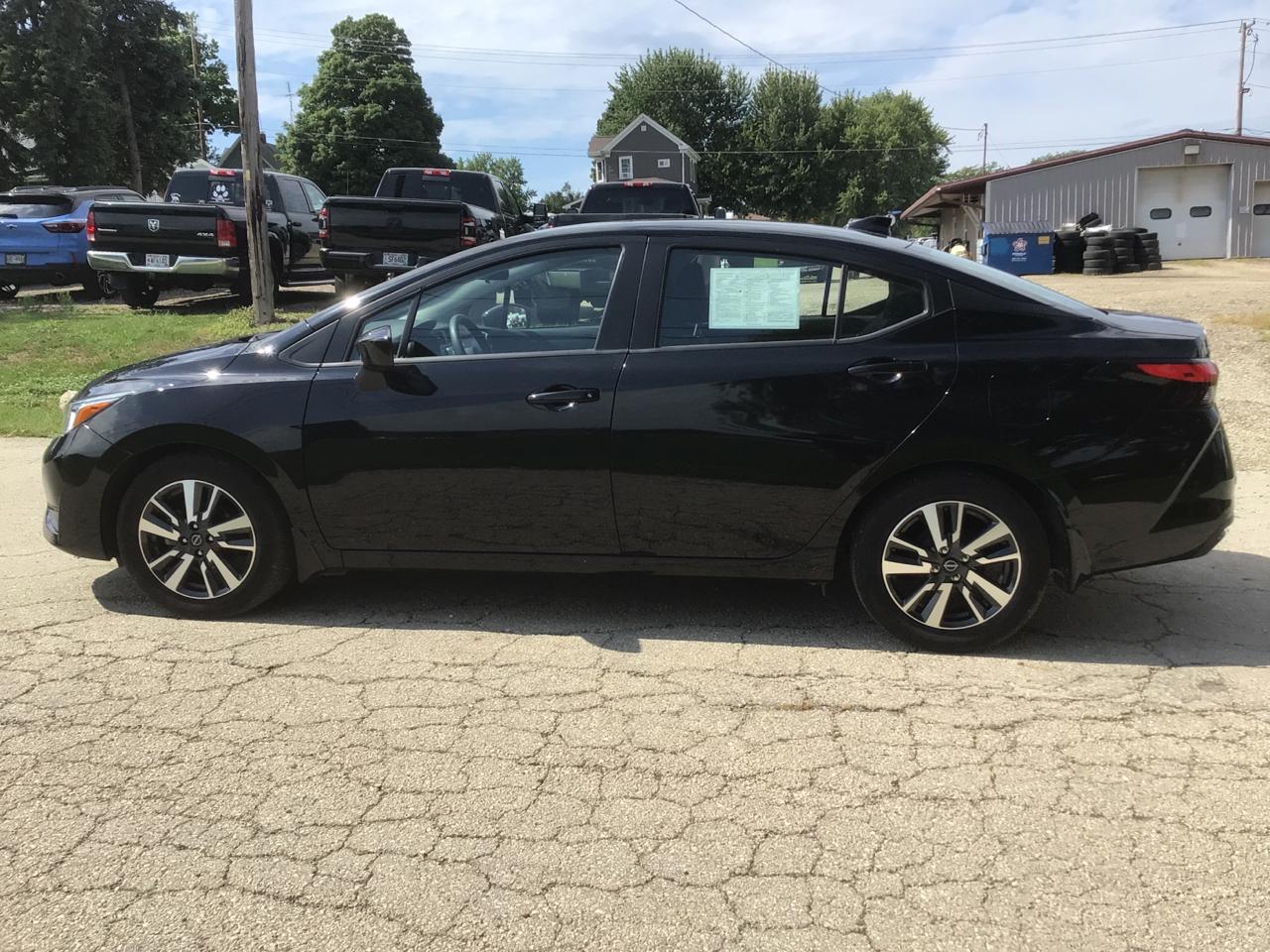 Nissan Versa SV 2024