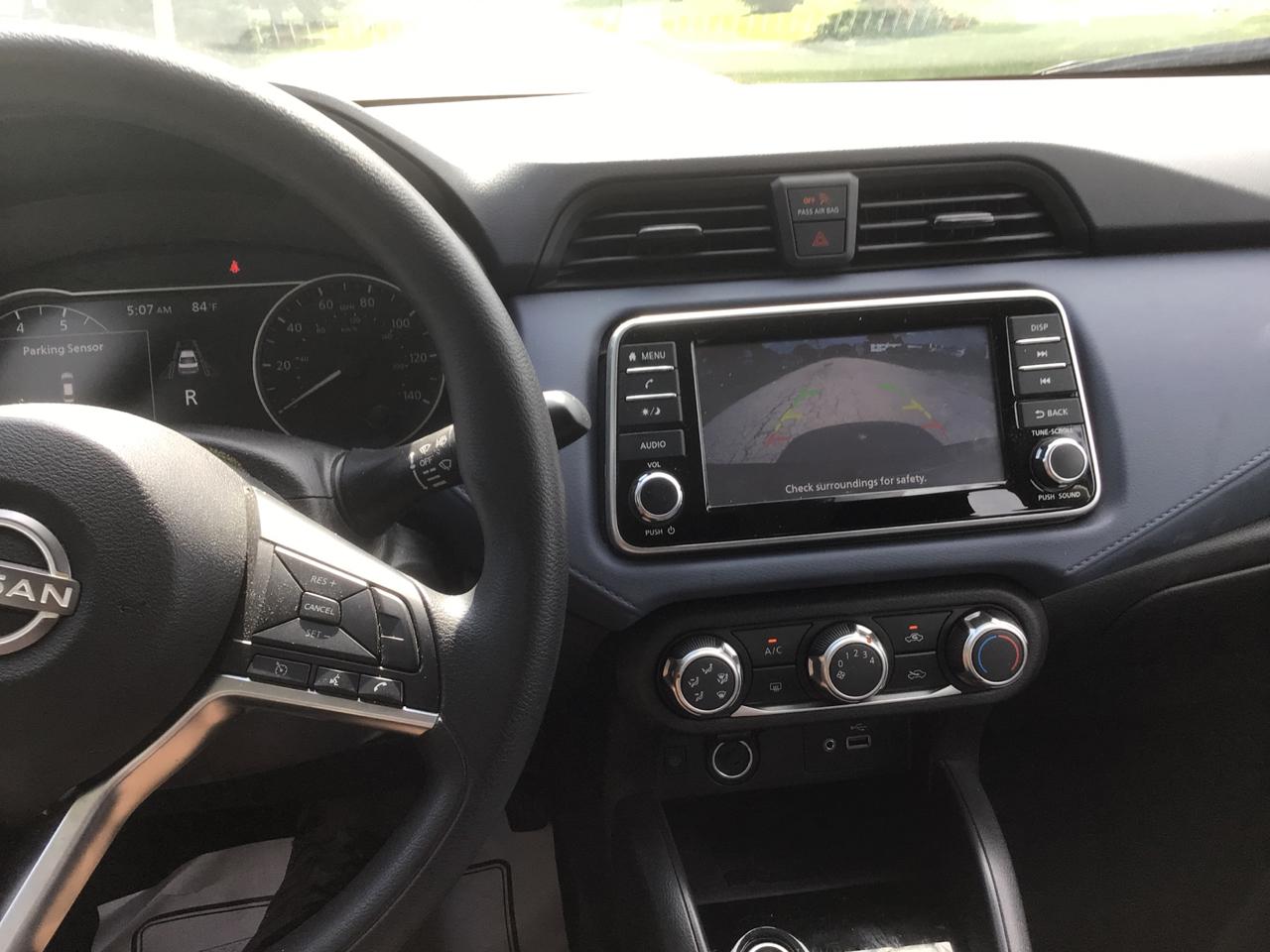 Nissan Versa SV 2024