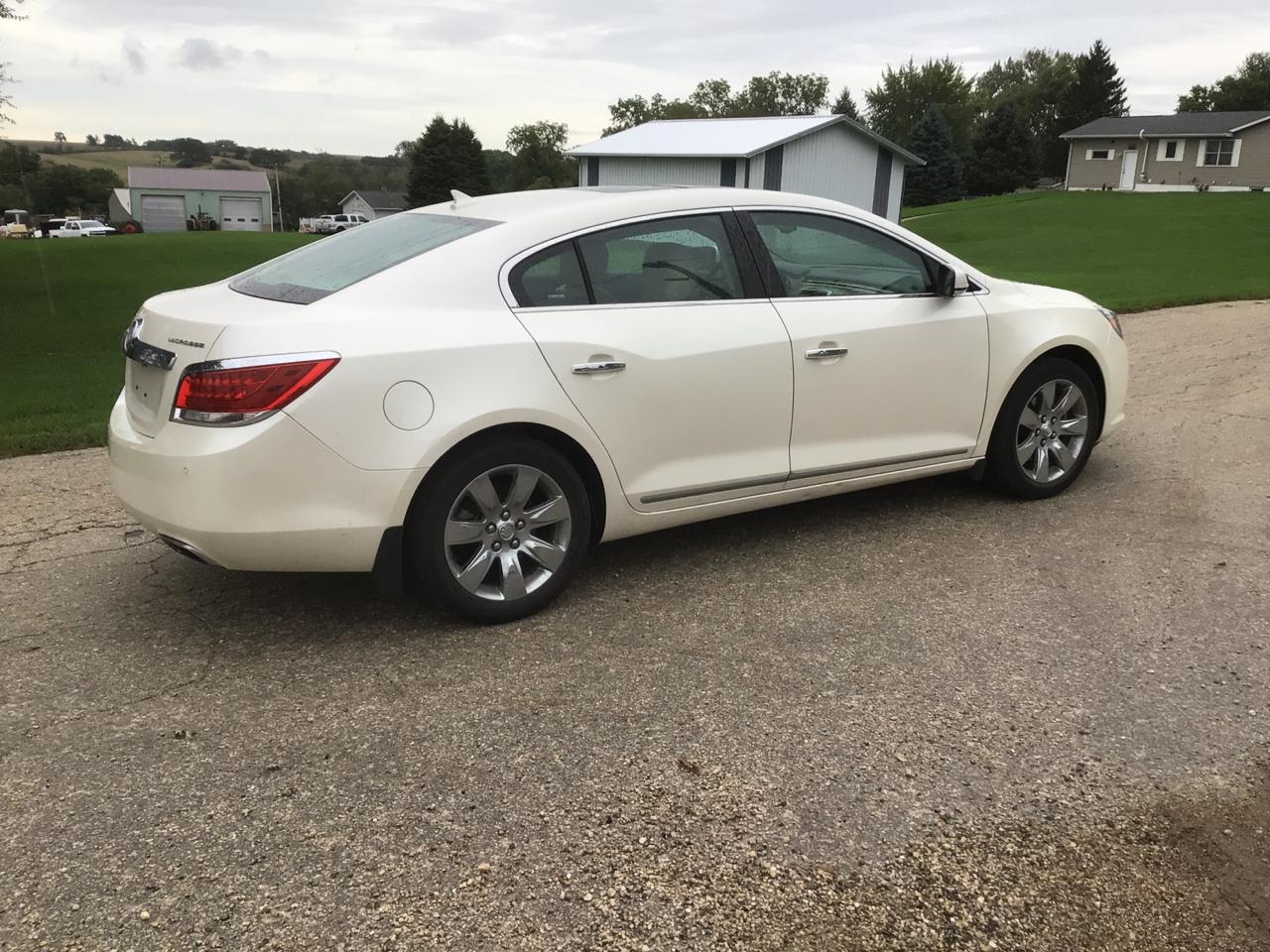 Buick LaCrosse Premium Package 3, w/Leather 2013