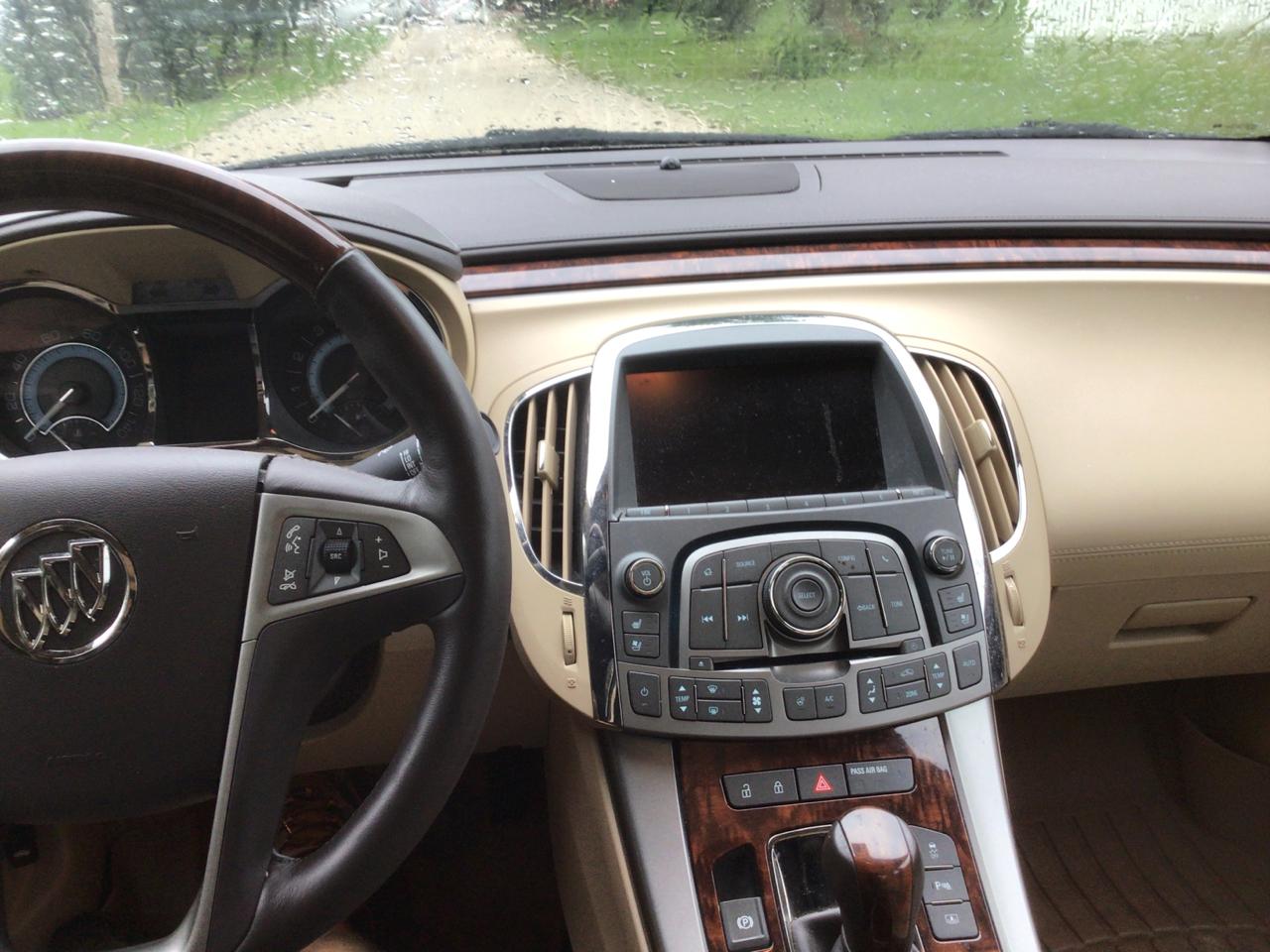 Buick LaCrosse Premium Package 3, w/Leather 2013