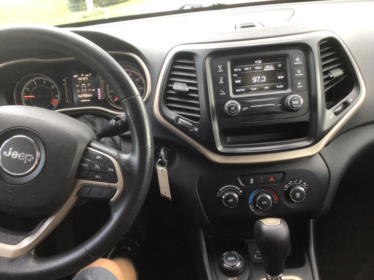 Jeep Cherokee Sport 4WD 2014