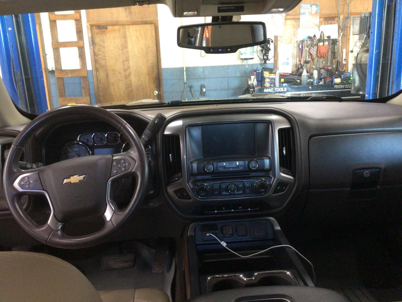 Chevrolet Silverado 1500 LTZ Crew Cab 4WD 2017