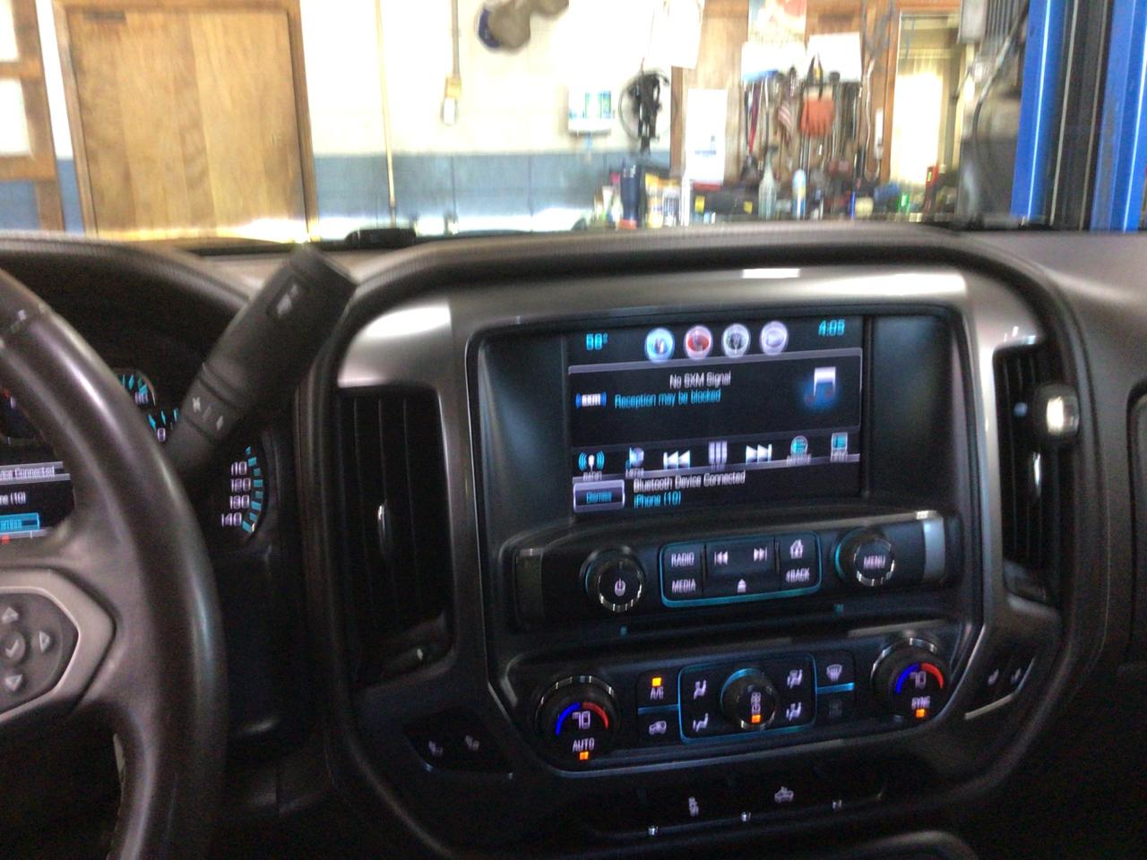 Chevrolet Silverado 1500 LTZ Crew Cab 4WD 2017