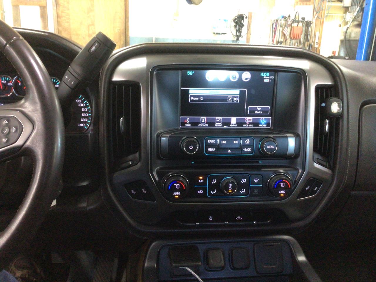 Chevrolet Silverado 1500 LTZ Crew Cab 4WD 2017