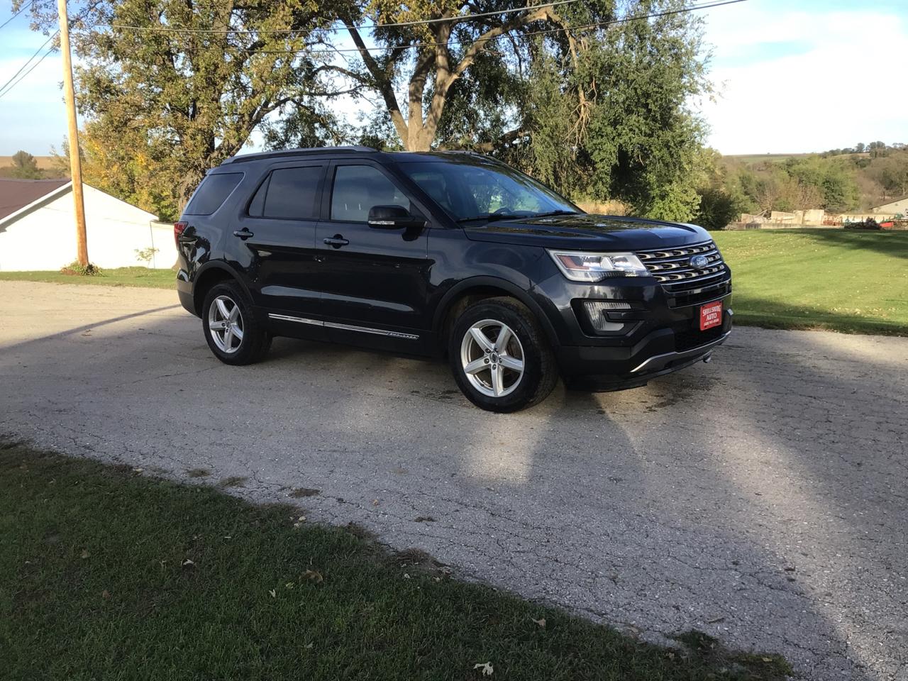 Ford Explorer XLT 4WD 2017