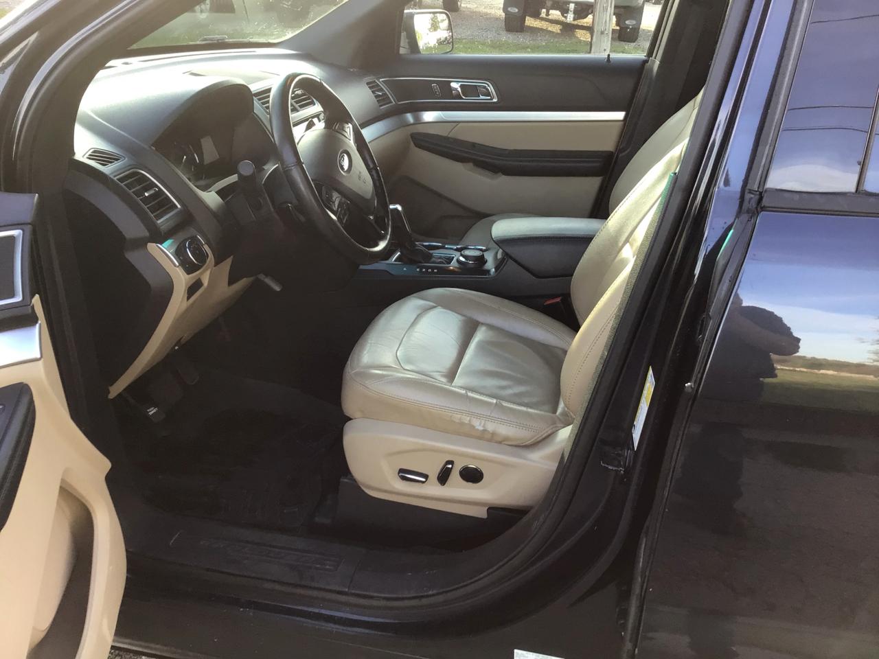 Ford Explorer XLT 4WD 2017