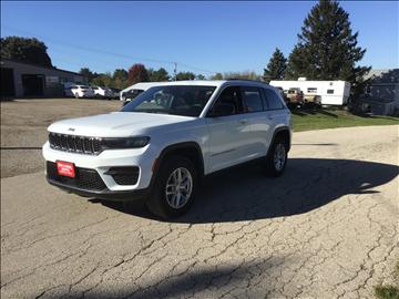 2023 Jeep Grand Cherokee Laredo 4WD