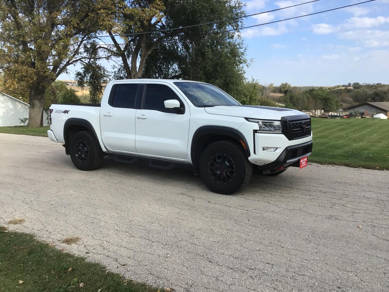 Nissan Frontier PRO-4X Crew Cab 4WD 2023