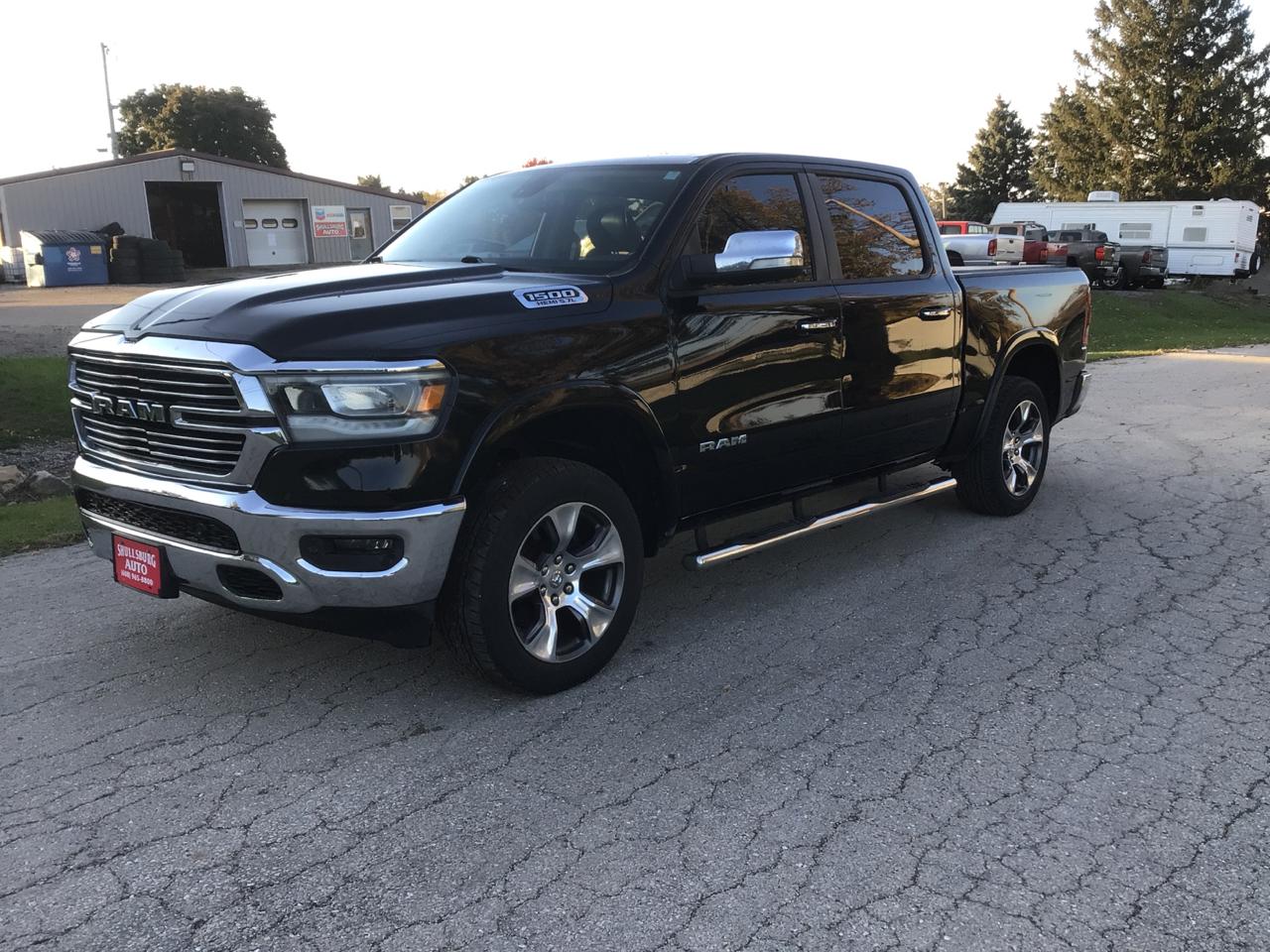 2019 RAM 1500 Laramie Crew Cab SWB 4WD