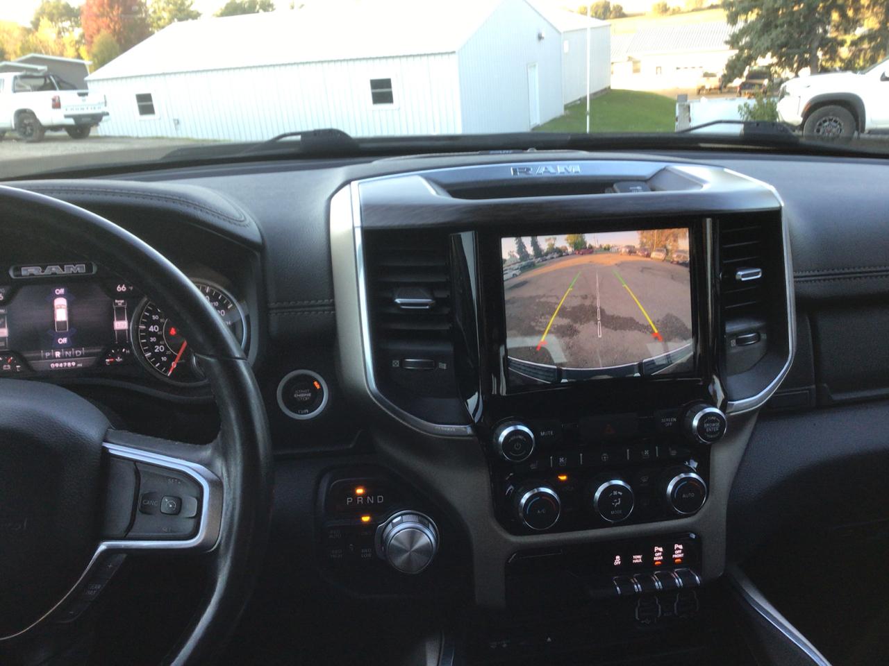 RAM 1500 Laramie Crew Cab SWB 4WD 2019