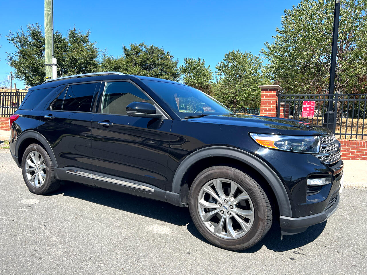 Ford Explorer Limited RWD 2020