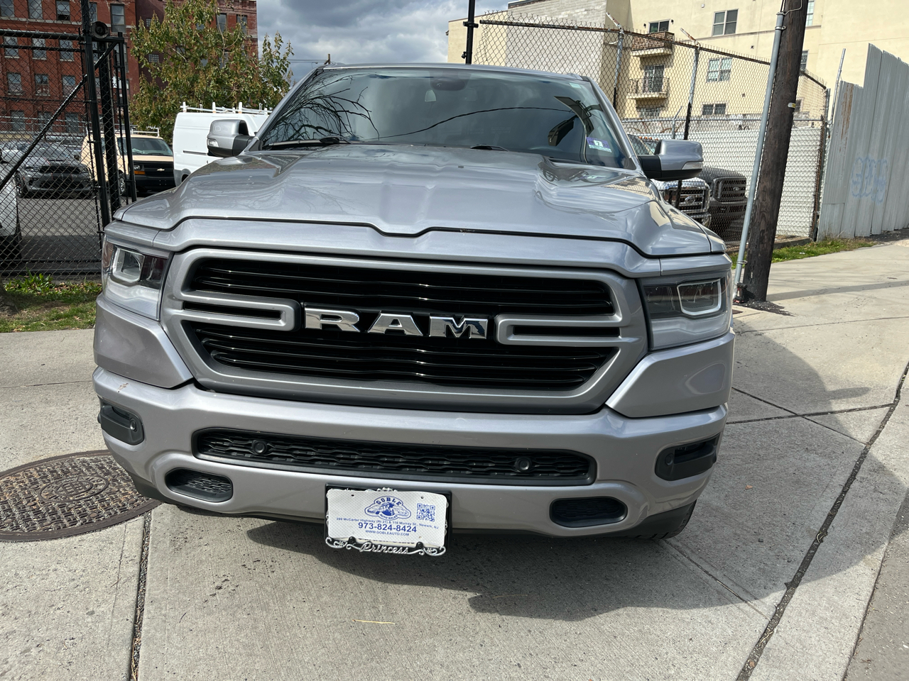 RAM 1500 Big Horn/Lone Star 4x4 Crew Cab 5'7" Box 2019 RAM 1500 Big Horn/Lone Star 4x4 Crew Cab 5'7" Box 2019
