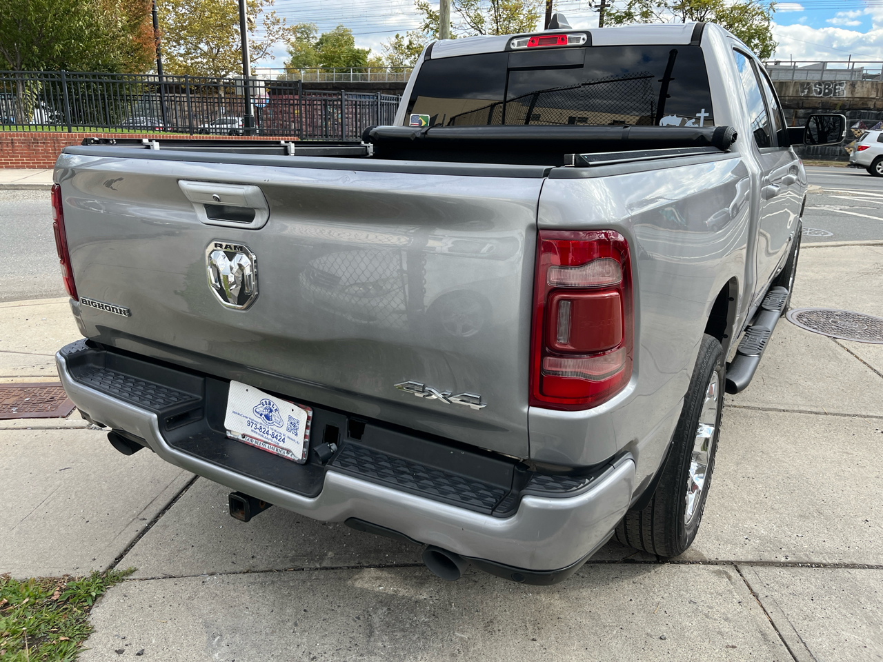 RAM 1500 Big Horn/Lone Star 4x4 Crew Cab 5'7" Box 2019 RAM 1500 Big Horn/Lone Star 4x4 Crew Cab 5'7" Box 2019