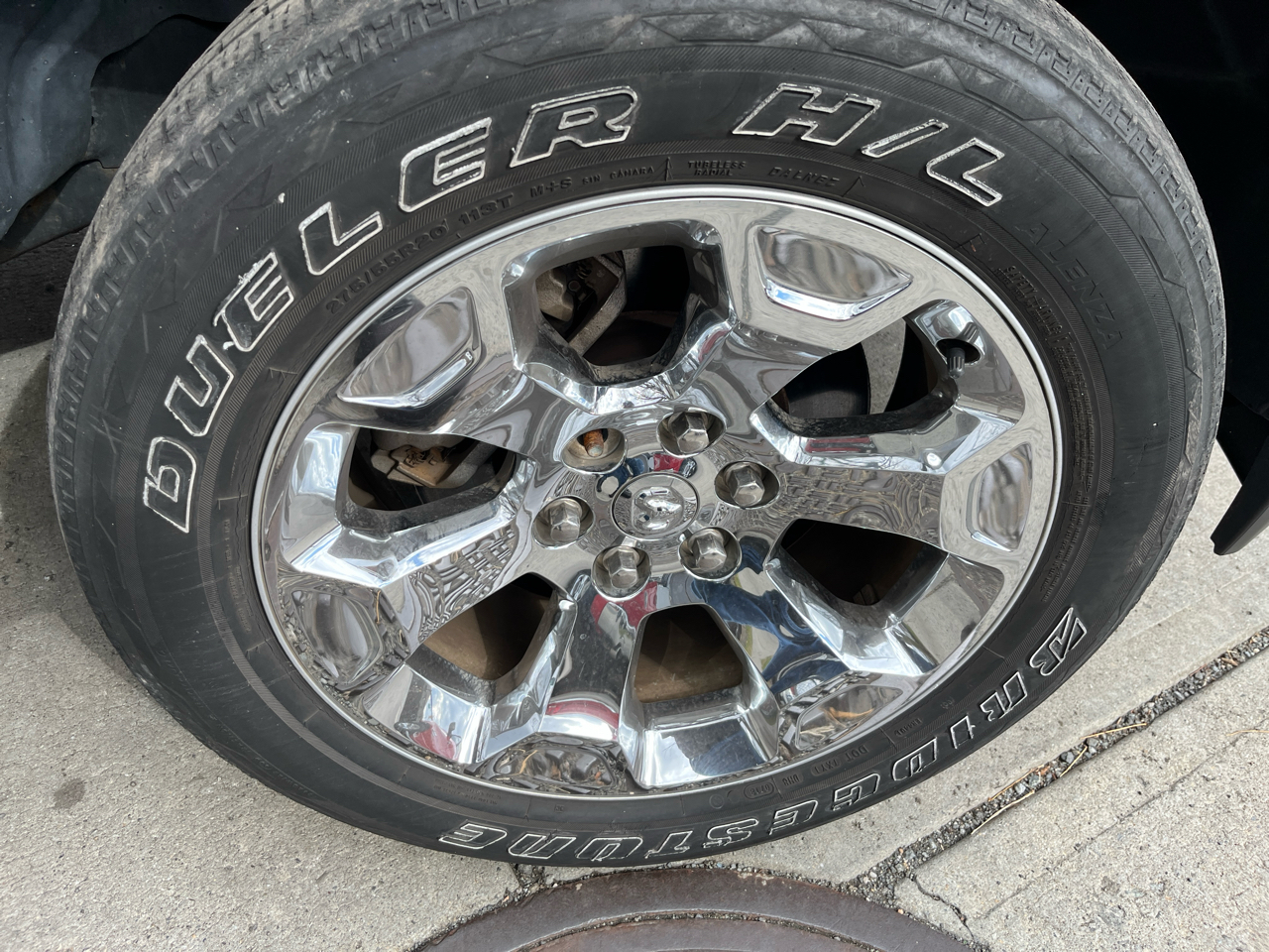 RAM 1500 Big Horn/Lone Star 4x4 Crew Cab 5'7" Box 2019 RAM 1500 Big Horn/Lone Star 4x4 Crew Cab 5'7" Box 2019