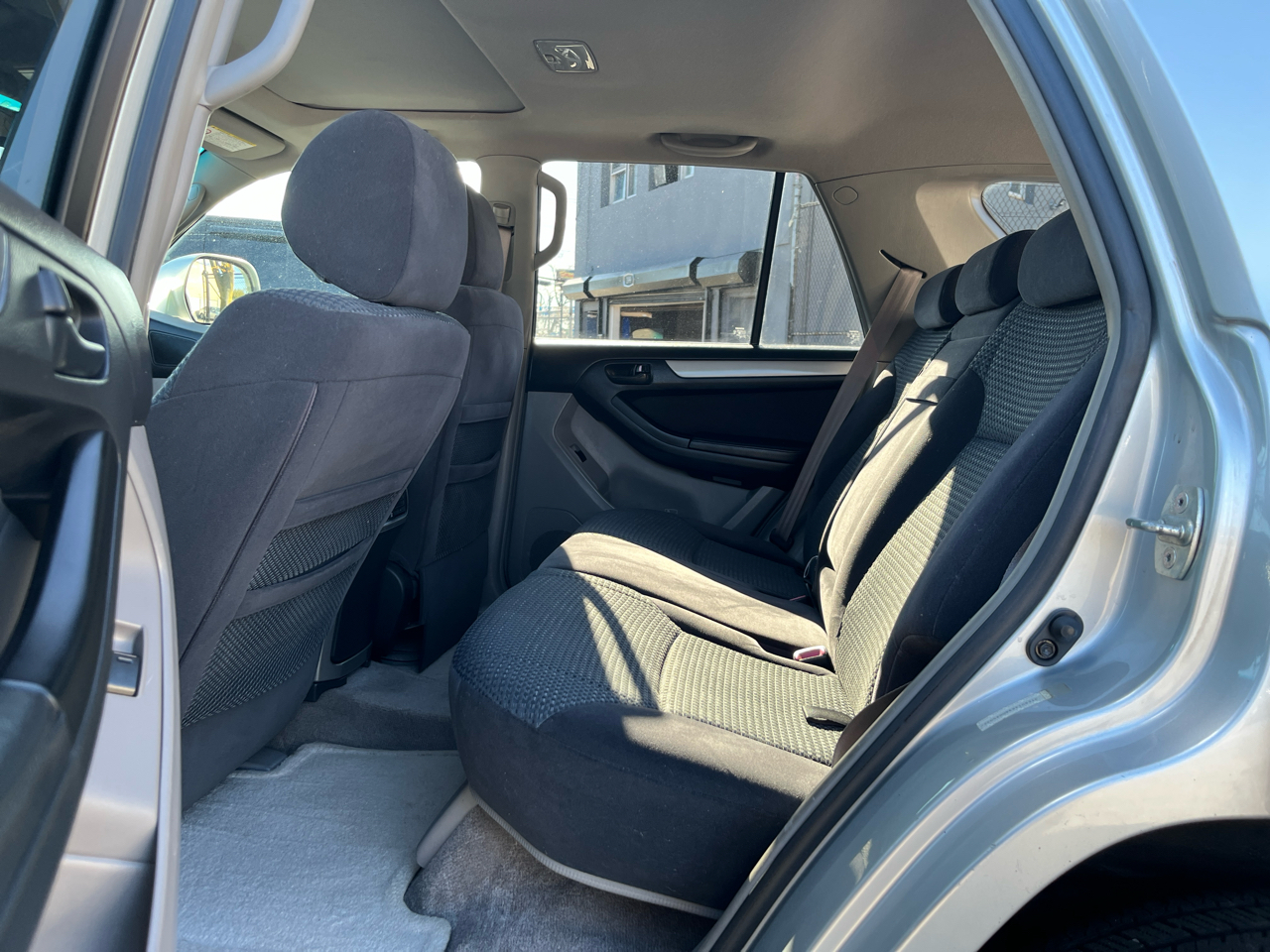 Toyota 4Runner 4dr SR5 V6 Auto 4WD (Natl) 2004 Toyota 4Runner 4dr SR5 V6 Auto 4WD (Natl) 2004