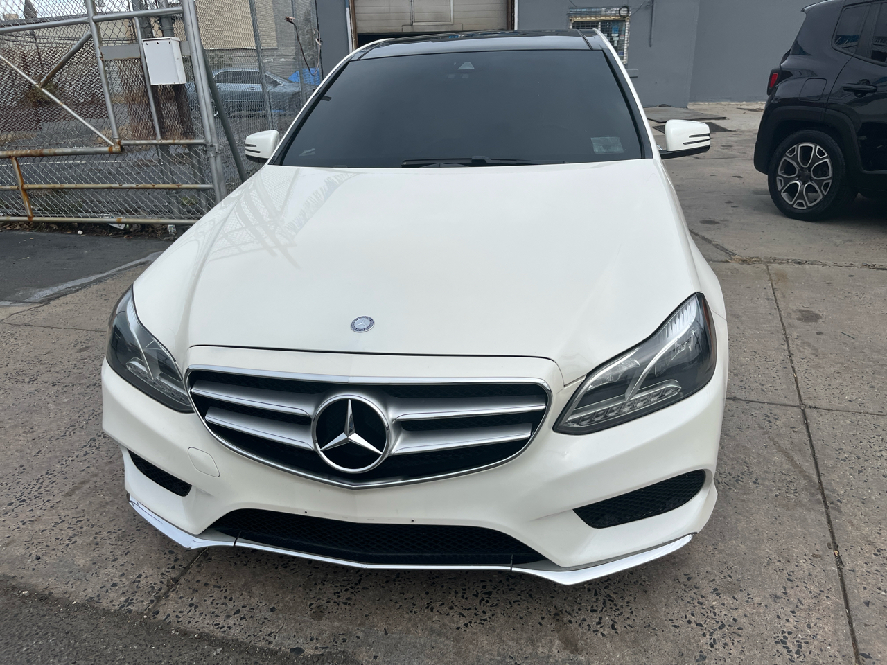Mercedes-Benz E-Class 4dr Sdn E 350 Sport 4MATIC 2015 Mercedes-Benz E-Class 4dr Sdn E 350 Sport 4MATIC 2015